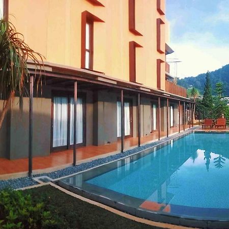 Grand Metro Puncak Hotel Cibodas Buitenkant foto