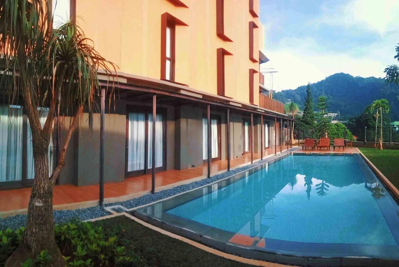 Grand Metro Puncak Hotel Cibodas Buitenkant foto